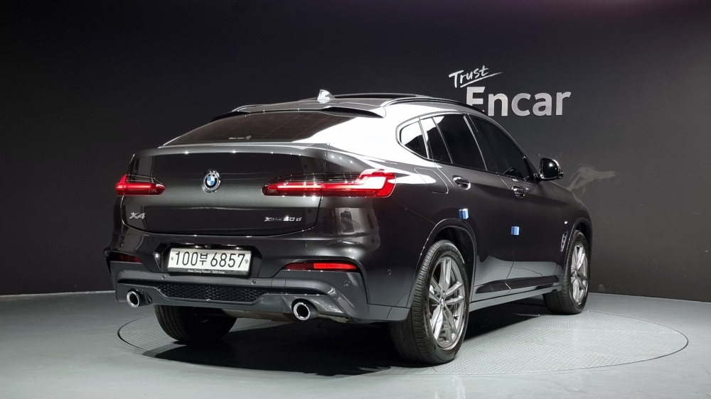 BMW X4 (G02)