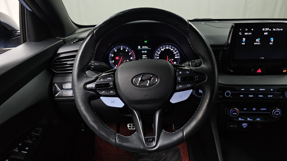 Hyundai Veloster (JS)