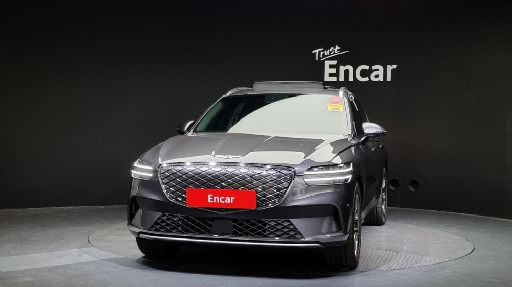 Genesis Electrified GV70