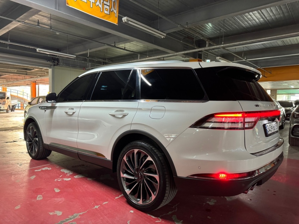 Lincoln Aviator 2nd generation