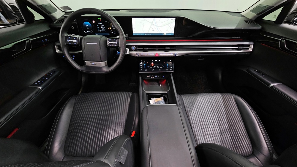 Hyundai Grandeur (GN7)