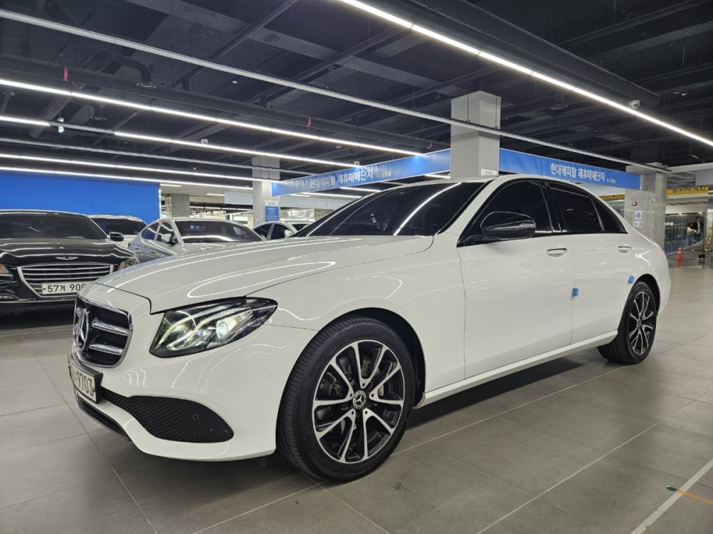 Mercedes-Benz E-Class W213