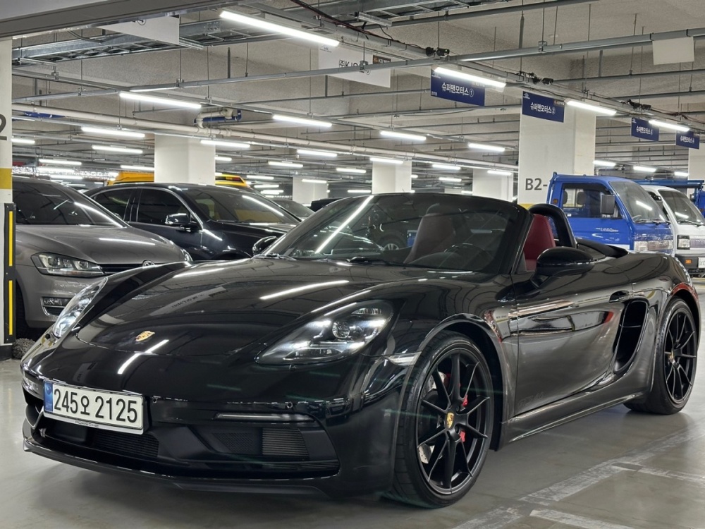 Porsche 718 boxster