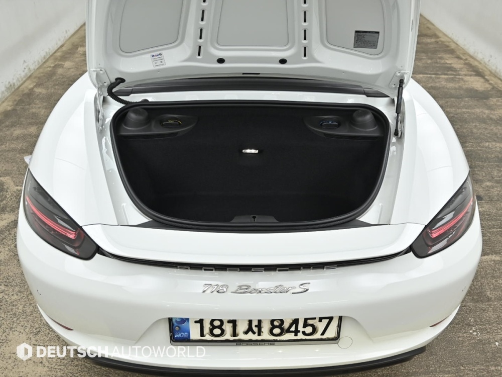 Porsche 718 boxster