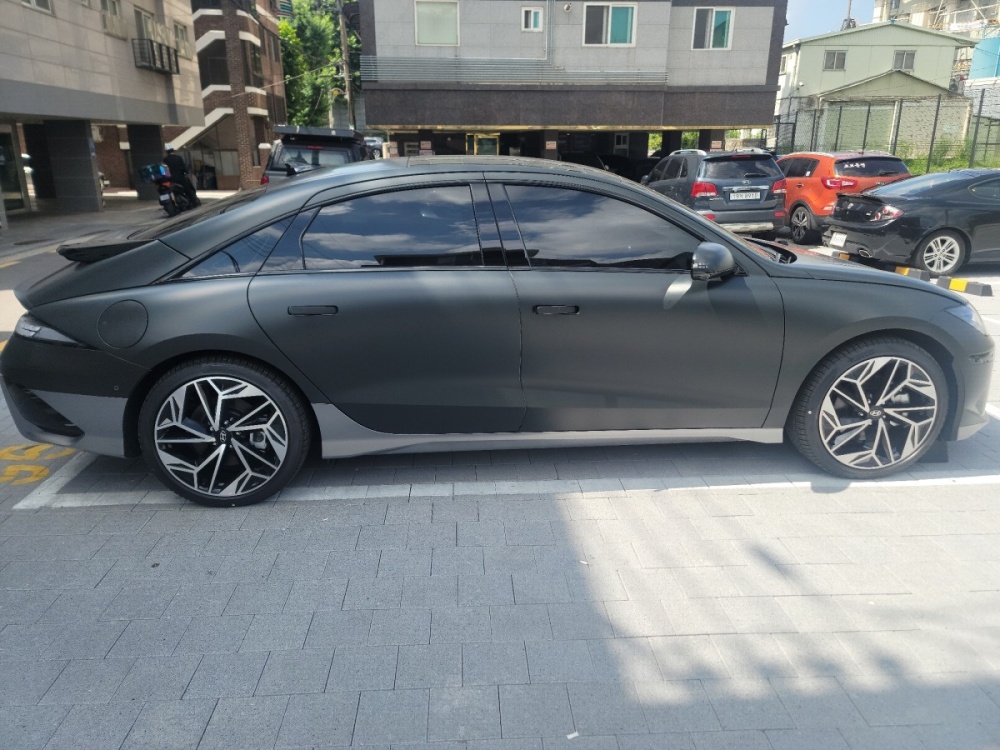 Hyundai Ioniq 6