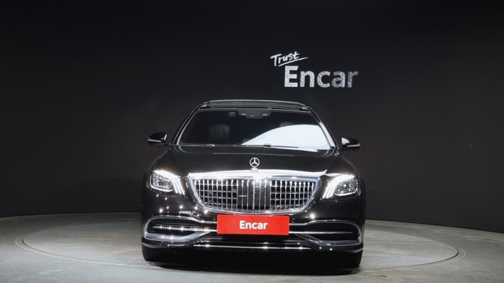 Mercedes-Benz S-Class W222