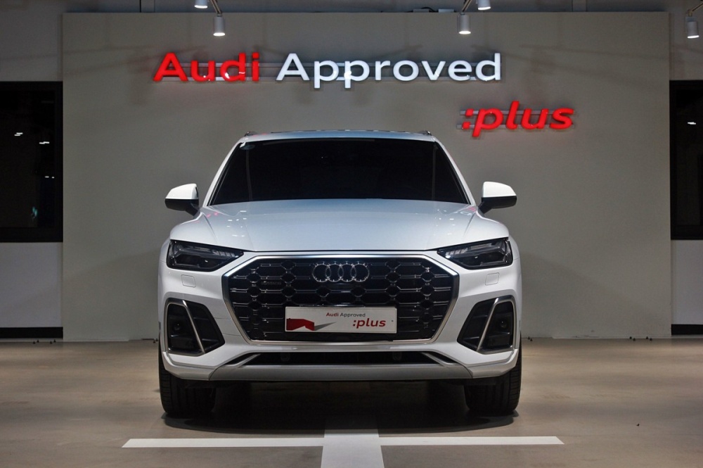 Audi Q5 (FY)