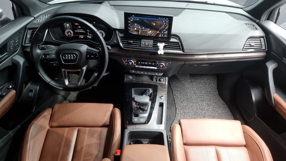 Audi Q5 (FY)