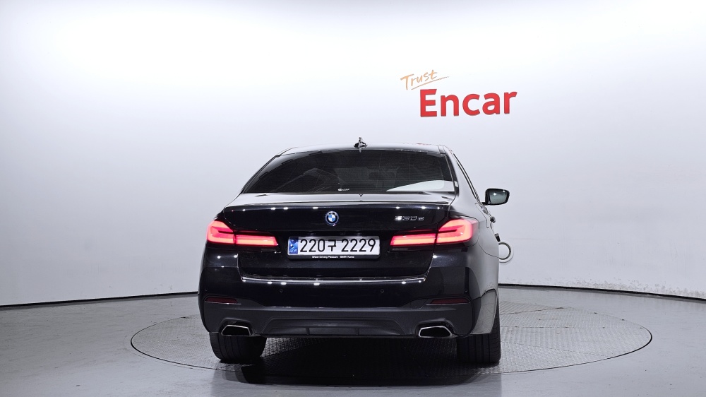 BMW 5 series (G30)