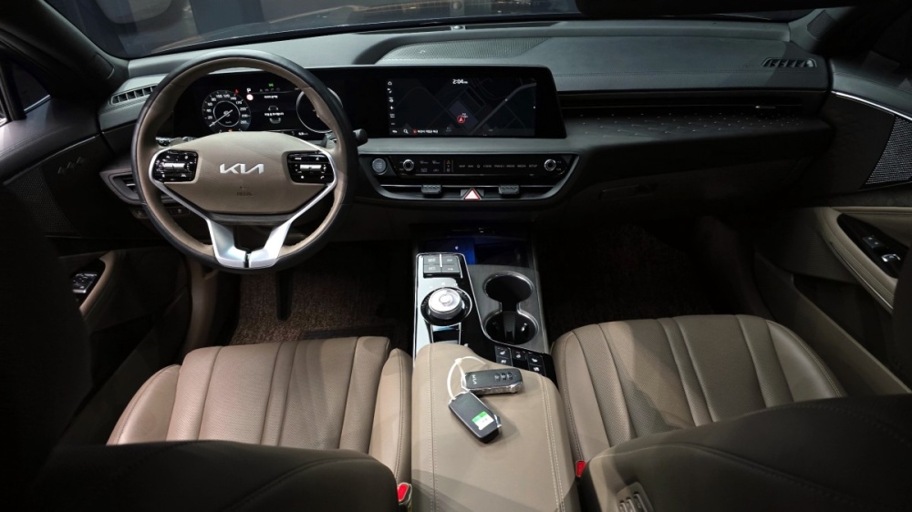 Kia K8