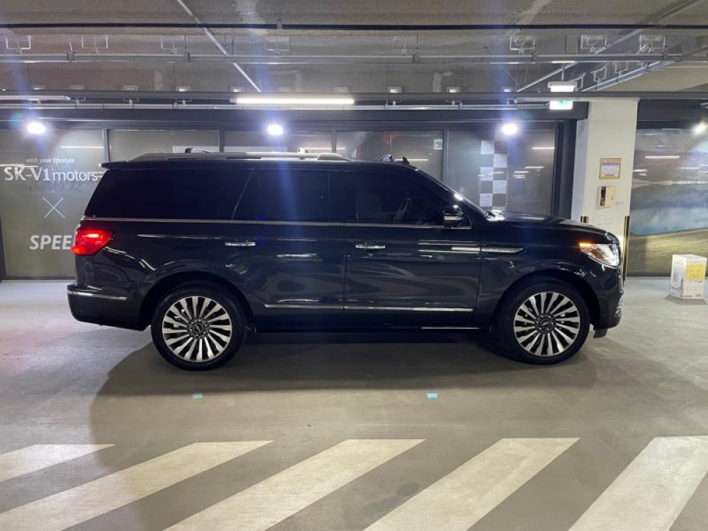 Lincoln navigator