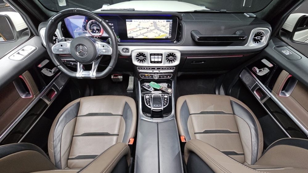 Mercedes-Benz G-Class W463b