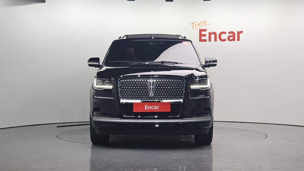 Lincoln Navigator 4th generation