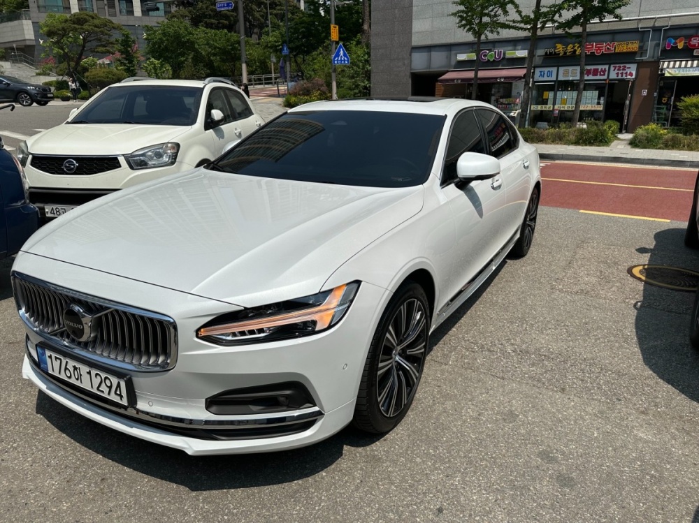 Volvo S90