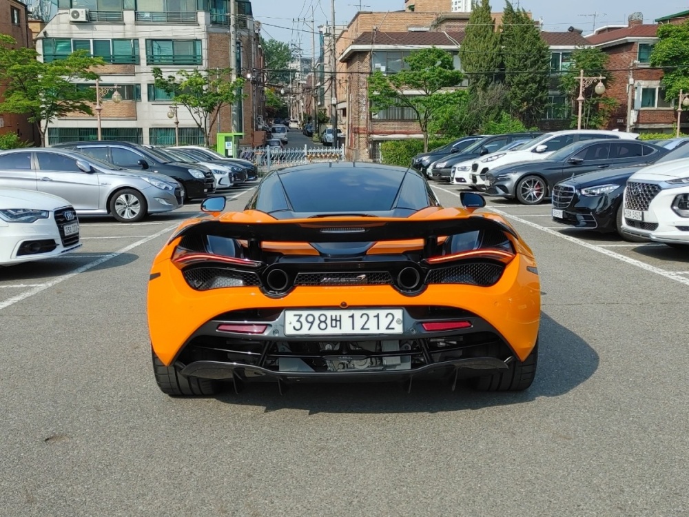 McLaren 720S