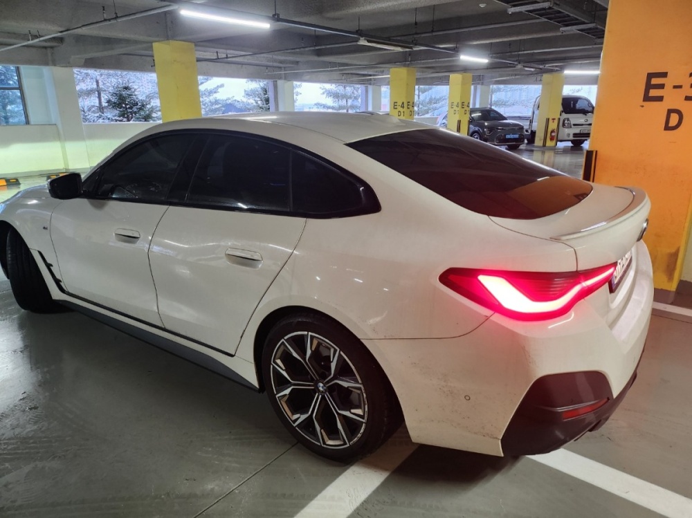 BMW 4 series (G22)