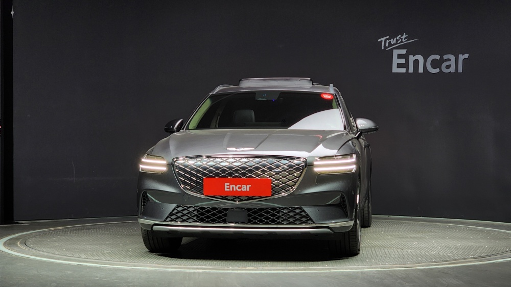 Genesis Electrified GV70