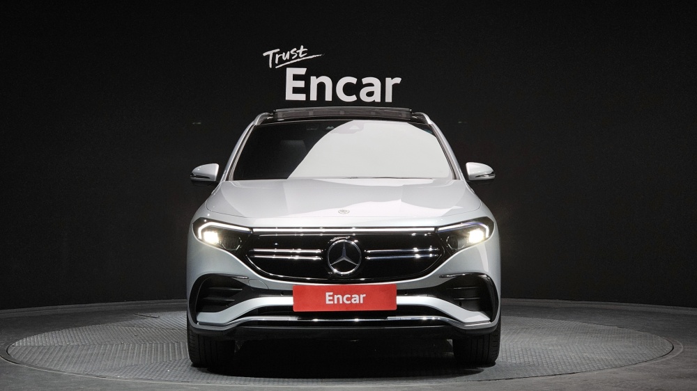 Mercedes-Benz EQA-H243