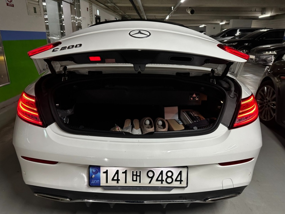 Mercedes-Benz C-Class W205