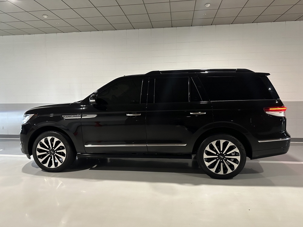 Lincoln Navigator 4th generation