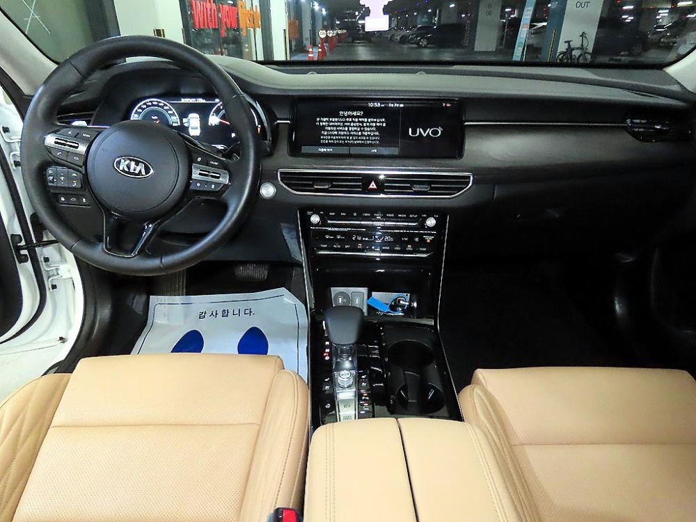 Kia K7 Premier