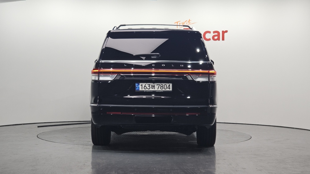 Lincoln Navigator 4th generation