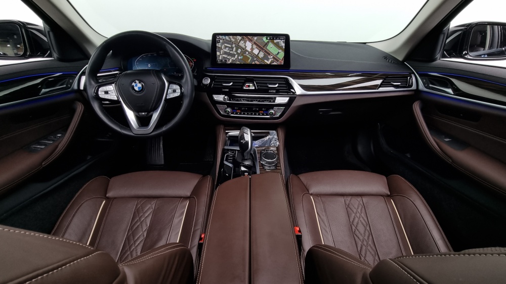 BMW 5 series (G30)