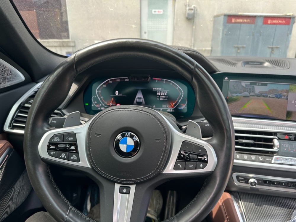 BMW X6 (G06)