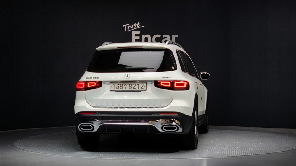 Mercedes-Benz GLB-Class X247