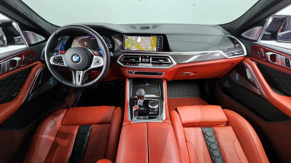 BMW X6M (G06)