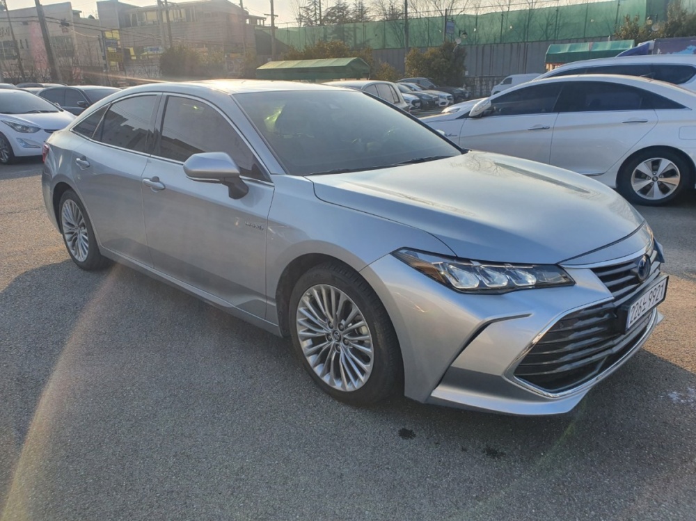 Toyota Avalon 5th generation