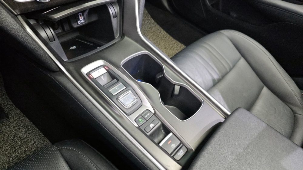 Honda Accord 10th Gen