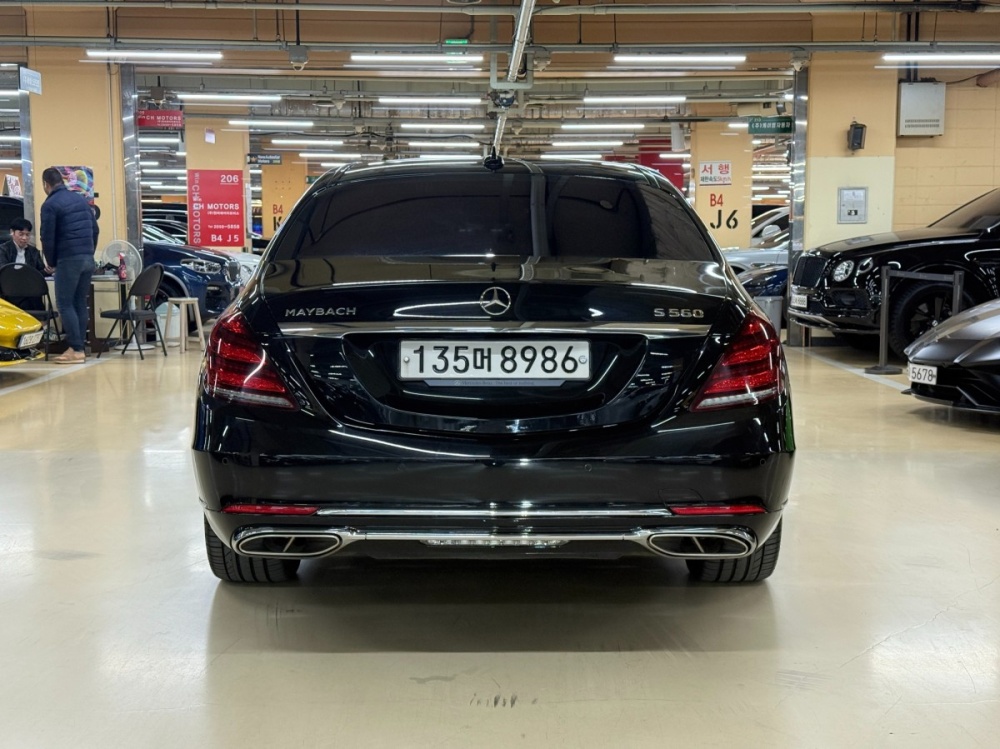Mercedes-Benz S-Class W222