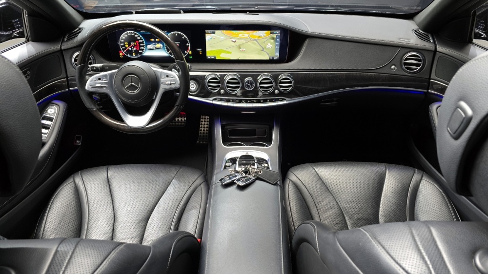 Mercedes-Benz S-Class W222