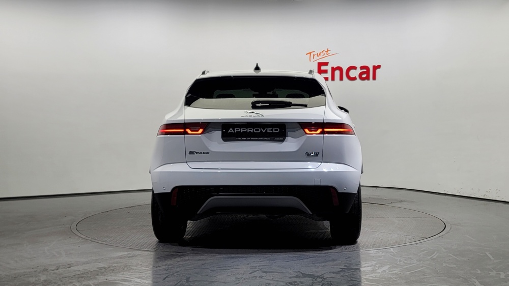 Jaguar E-PACE