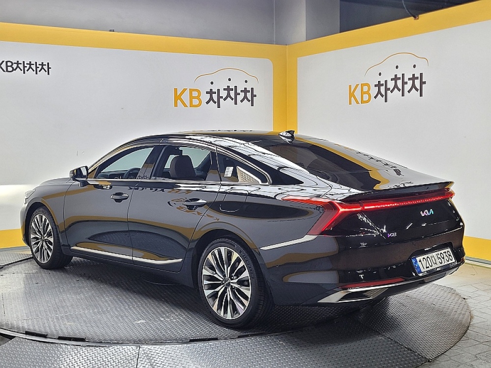 Kia K8