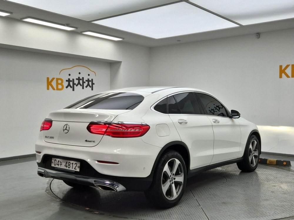 Mercedes-Benz GLC-Class X253