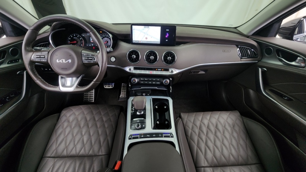Kia Stinger Meister