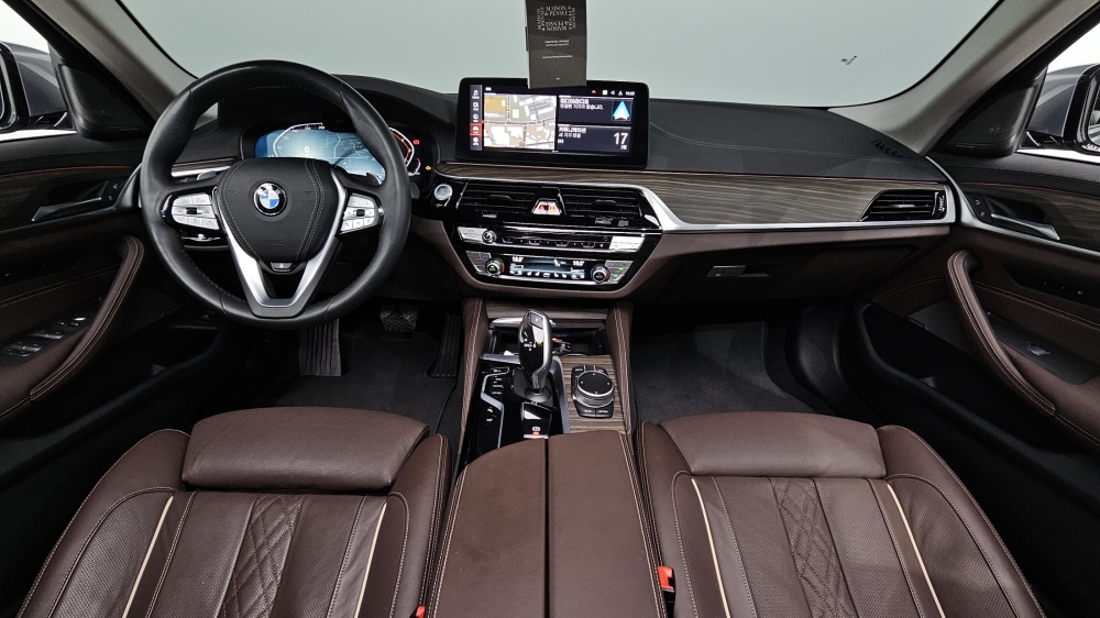 BMW 5 series (G30)