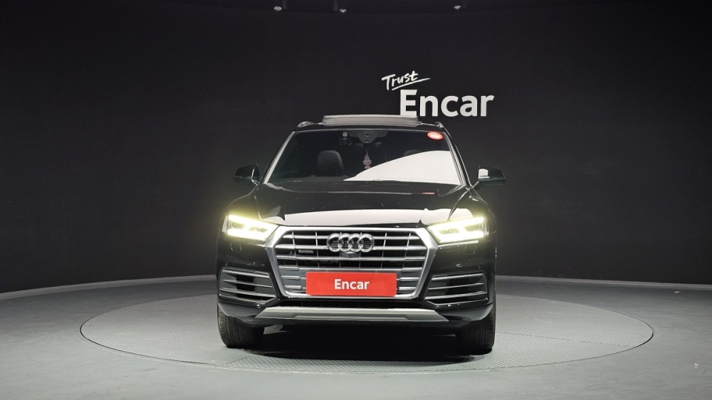 Audi Q5 (FY)