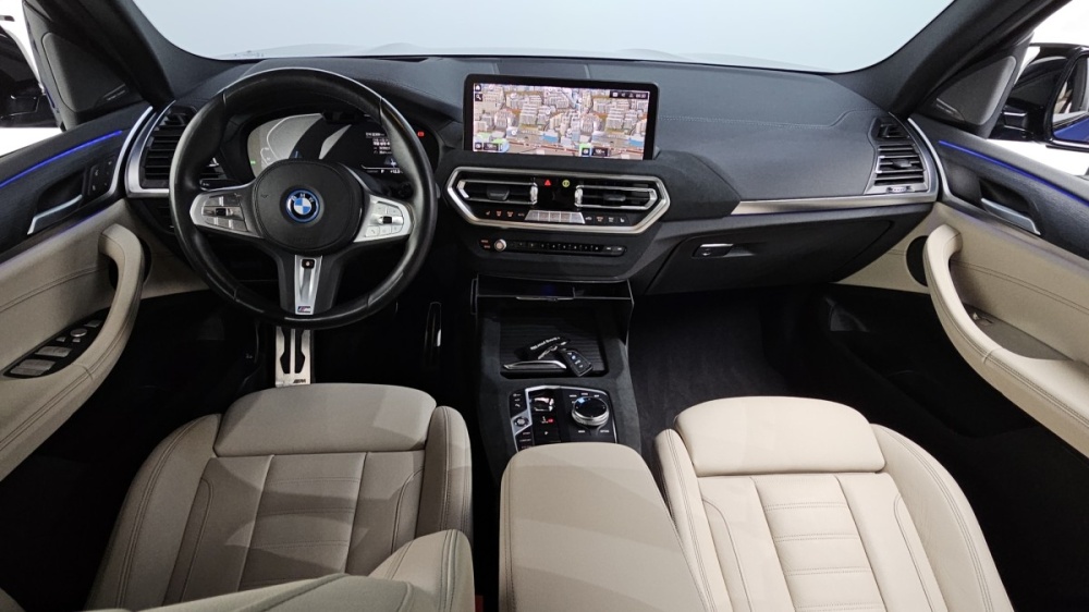 BMW iX3