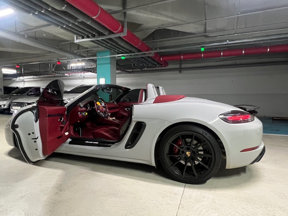 Porsche 718 boxster