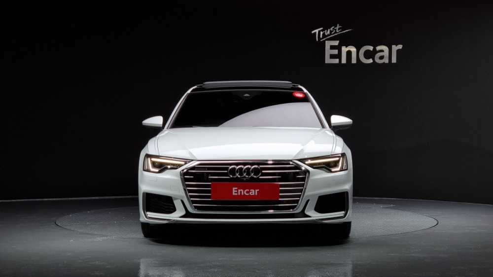 Audi A6 (C8)