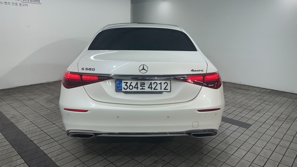 Mercedes-Benz S-Class W223