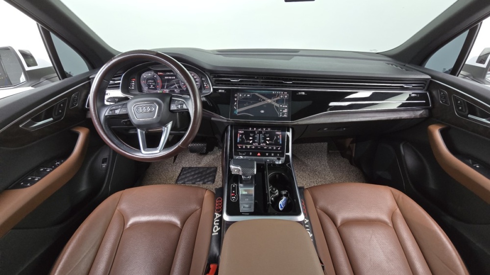 Audi Q7 (4M)