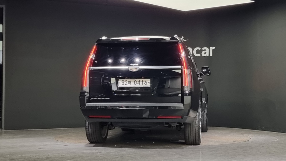 Cadillac escalade