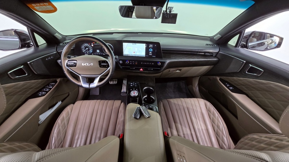 Kia K8