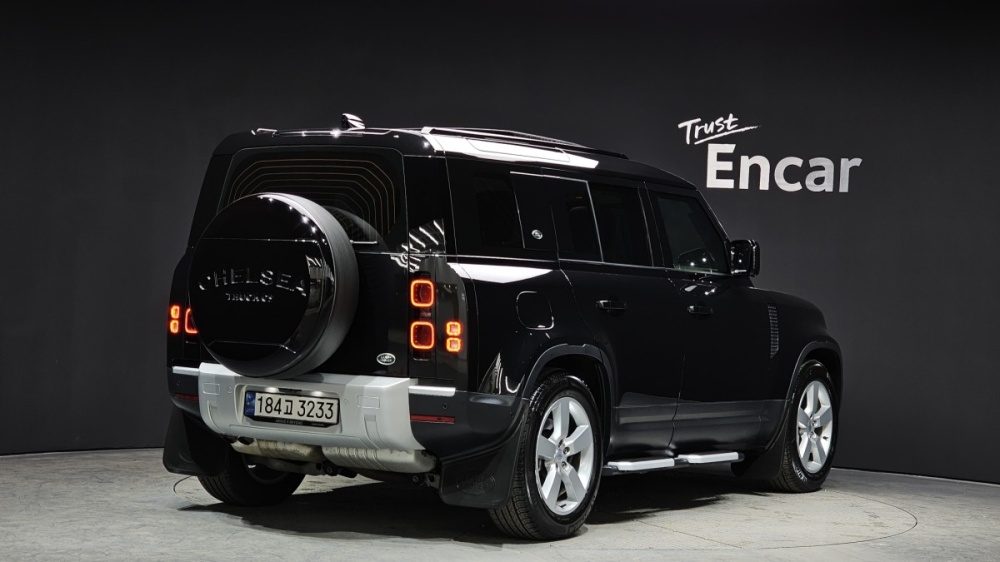 Land rover Defender (L663)