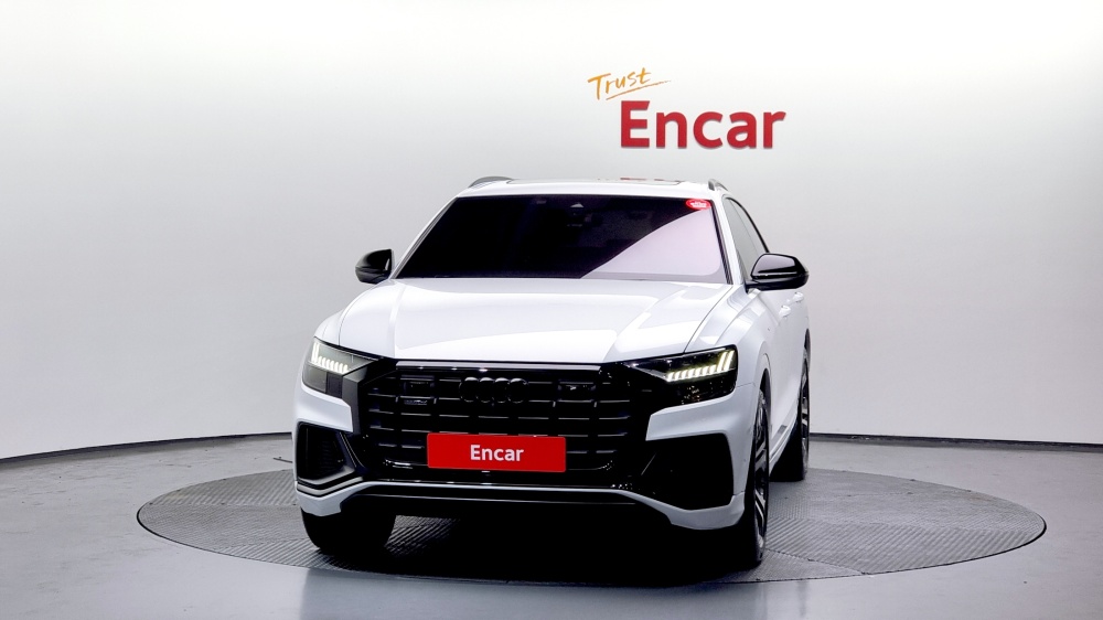 Audi Q8 (4M)