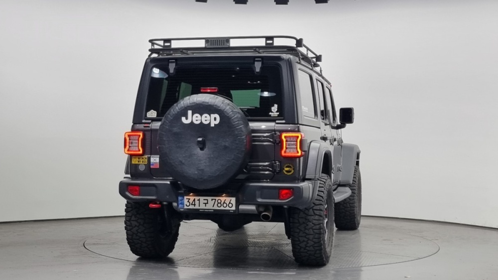 Jeep Wrangler (JL)